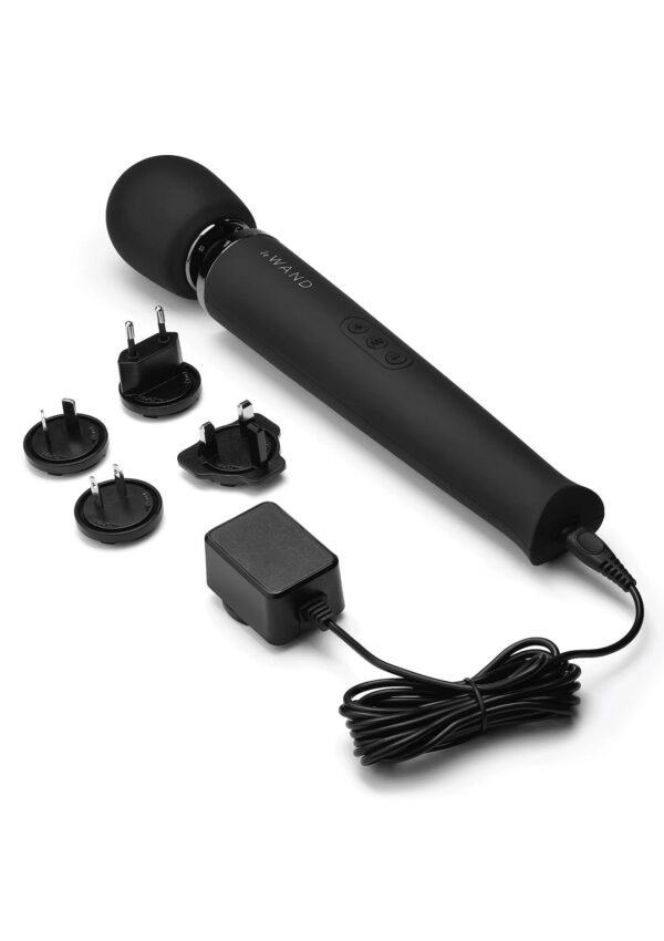 Le Wand | Rechargeable Massager