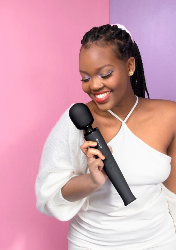 Le Wand | Rechargeable Massager