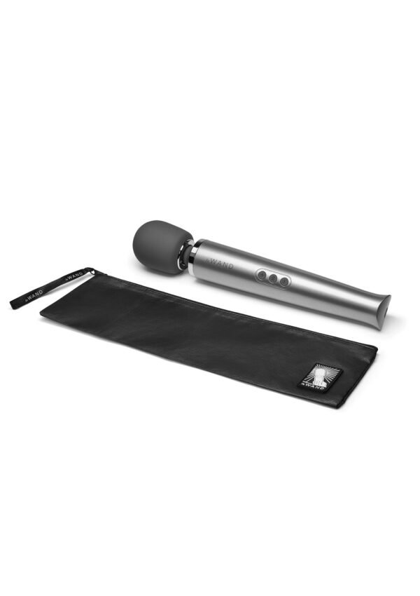 Le Wand | Rechargeable Massager