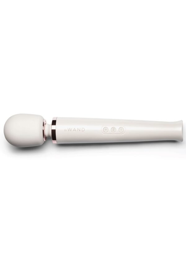 Le Wand | Rechargeable Massager