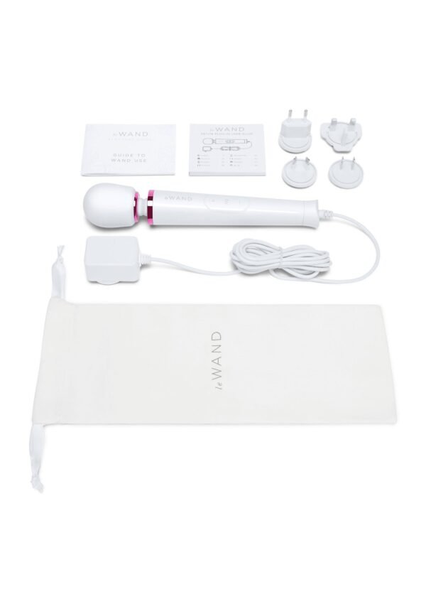 35303_WHITE_07_06e08c82-8877-4ceb-ab28-1b2f4d1b83e4 Le Wand | Petit Plugin Wand Massager